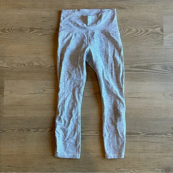 Lululemon women’s Train Times Crop leggings *21" size 4 Ice Grey Alpine White - Picture 6 of 12